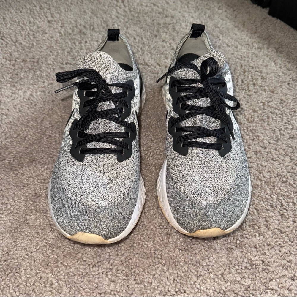 Nike Men’s Epic React Flyknit 2 size 11 Sneakers - Picture 2 of 7